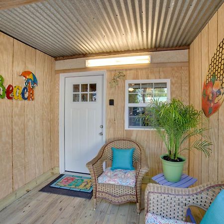 Ocean Isle Beach Studio With Patio - 1 Mi To Pier! Экстерьер фото